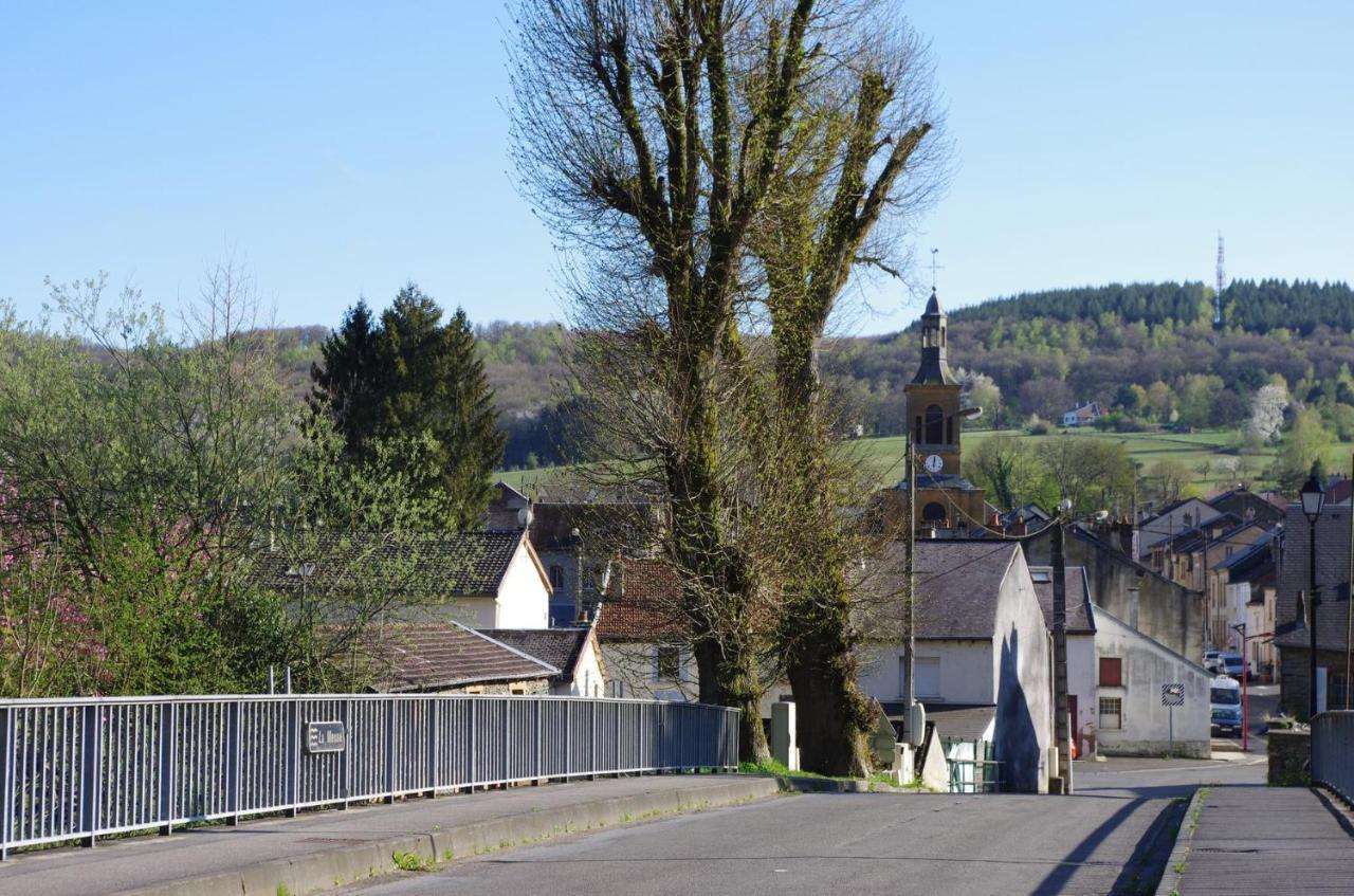 Le Doux Rivage, Proche De Charleville, Jardin Et Acces A La Voie Verte Joigny-sur-Meuse Eksteriør bilde