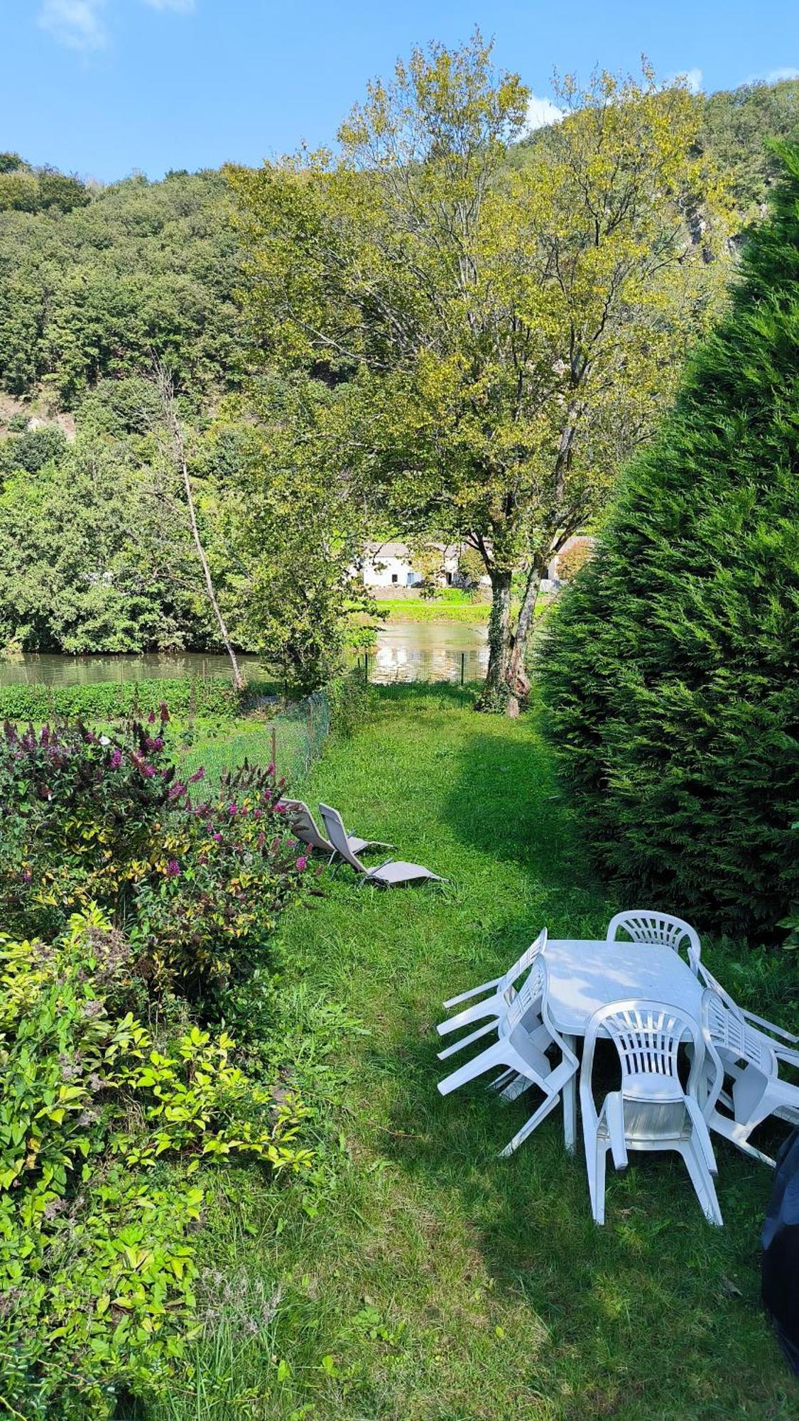 Le Doux Rivage, Proche De Charleville, Jardin Et Acces A La Voie Verte Joigny-sur-Meuse Eksteriør bilde